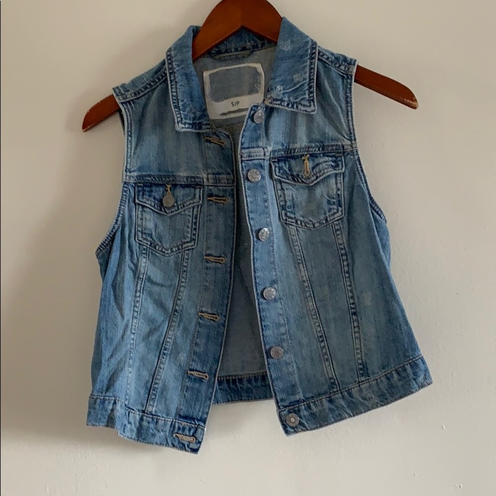 ❗️3/25❗️Denim vest